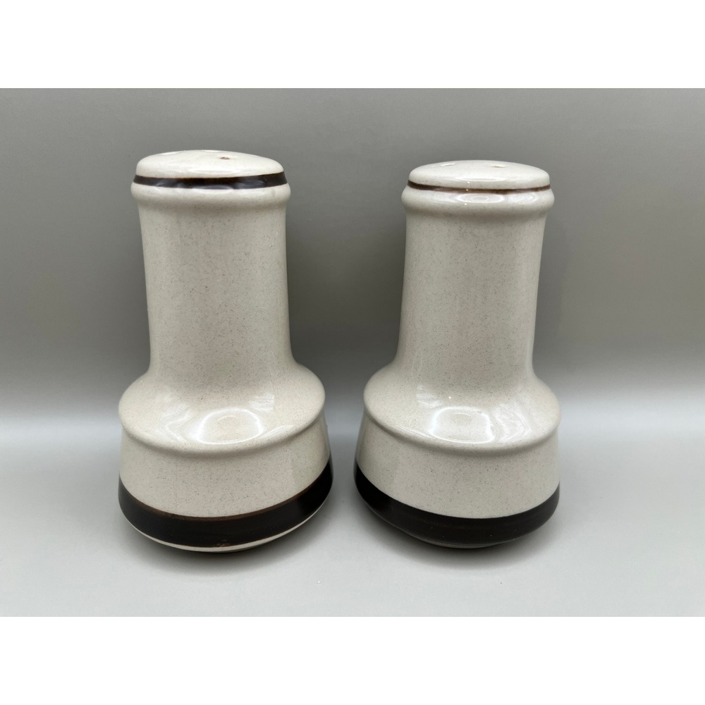 Vtg Mid Century Modern Stoneware Salt & Pepper Shakers Beige Brown Banded 4"